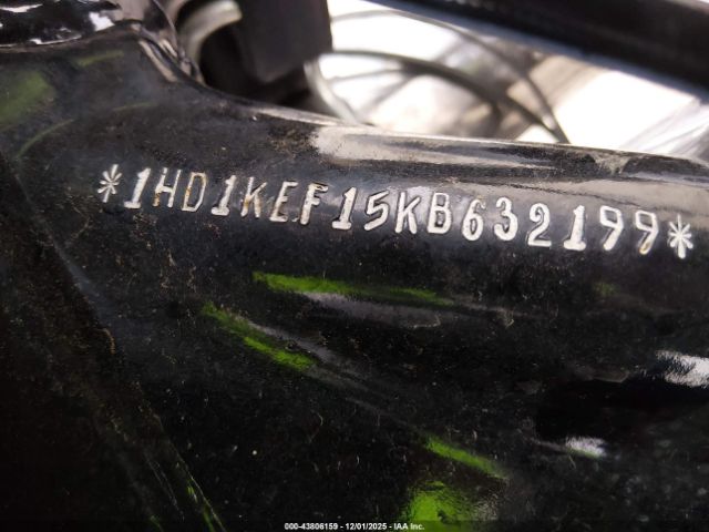 2019 HARLEY-DAVIDSON FLHTK 1HD1KEF15KB632199 Photo 9