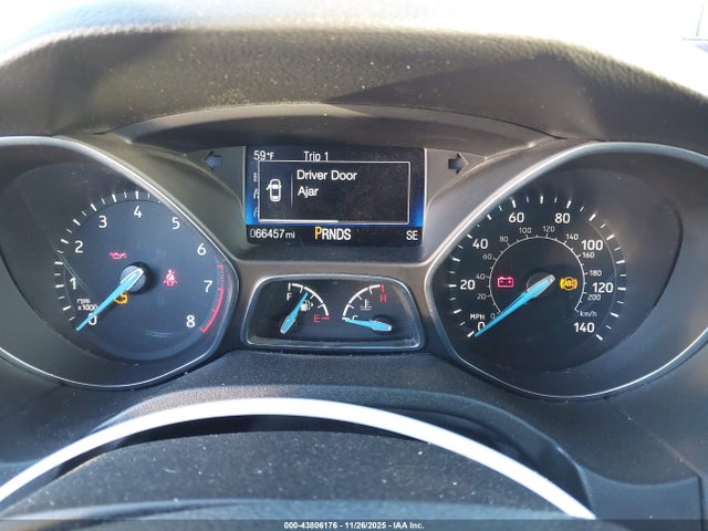 1FADP3M25HL245869 Ford FOCUS SEL