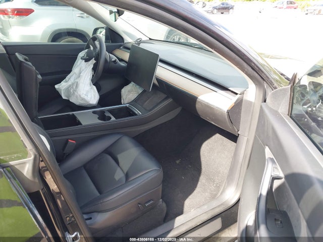 2022 TESLA MODEL Y 7SAYGDEE7NF319241 Photo 4