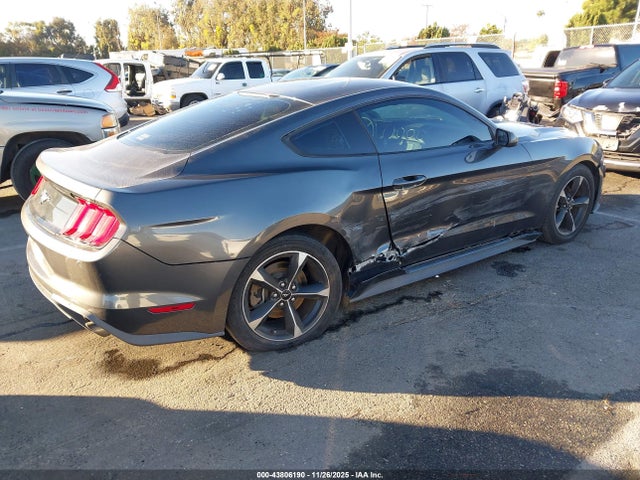 Ford Mustang Ecoboost 2018 1FA6P8TH1J5176393 Image 4