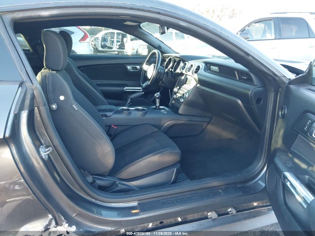 Ford Mustang Ecoboost 2018 1FA6P8TH1J5176393 Image 5