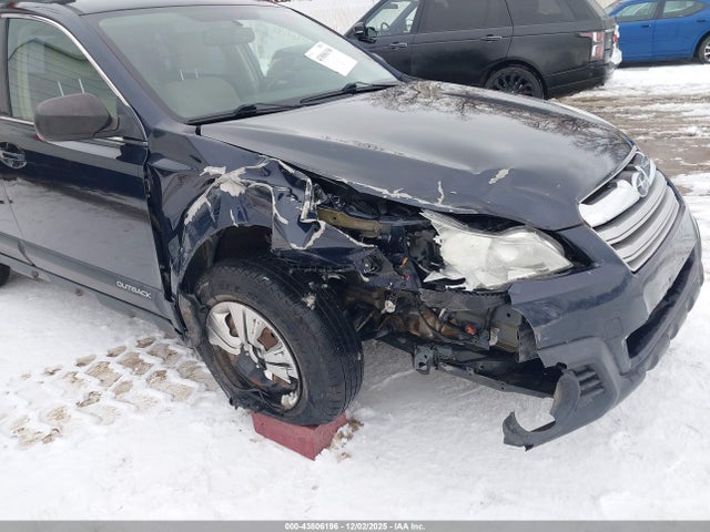 43806196 :رقم المزاد ، 4S4BRBAC1D1259434 vin ، 2013 Subaru Outback 2.5i مزاد بيع