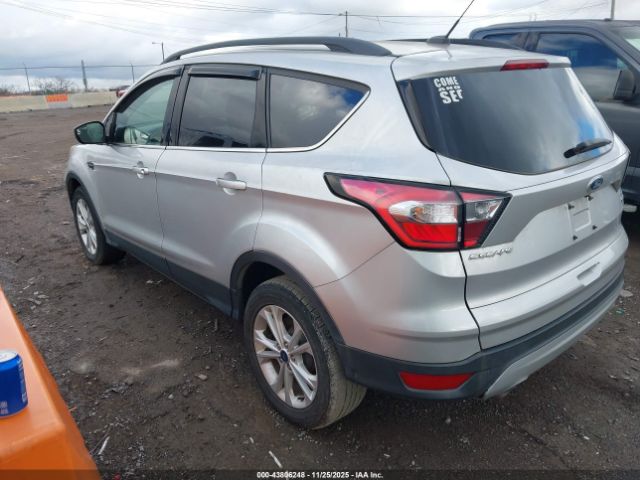 2018 FORD ESCAPE 1FMCU9GDXJUB61928 Photo 2
