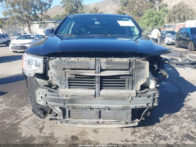 1GKKNKLA5KZ104657 GMC Acadia Sle-1