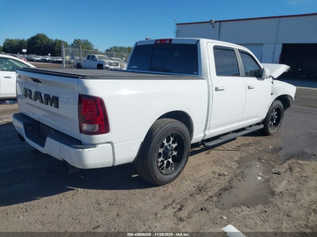 2017 RAM 1500 1C6RR6MT1HS614874 Photo 3