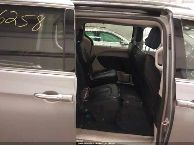 2019 CHRYSLER PACIFICA 2C4RC1BG9KR599679 Photo 7
