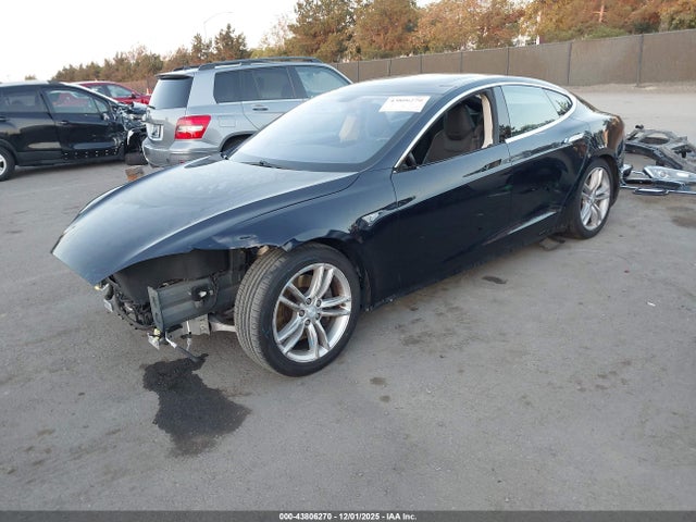 2013 TESLA MODEL S 5YJSA1CN1DFP11300 Photo 1