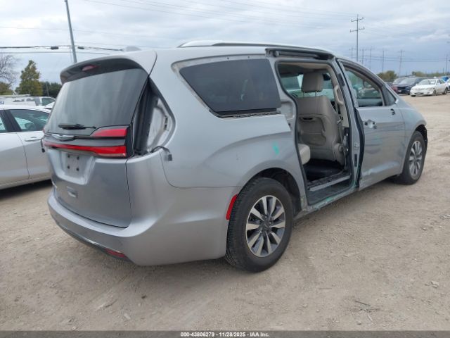 2021 CHRYSLER PACIFICA 2C4RC1BG0MR515249 Photo 3