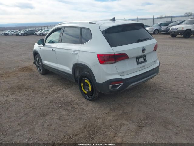 2024 VOLKSWAGEN TAOS 3VVVX7B2XRM131120 Photo 2