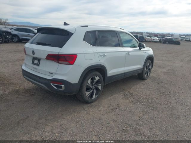 2024 VOLKSWAGEN TAOS 3VVVX7B2XRM131120 Photo 3
