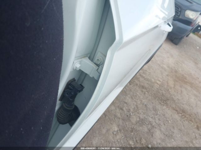 2024 VOLKSWAGEN TAOS 3VVVX7B2XRM131120 Photo 5