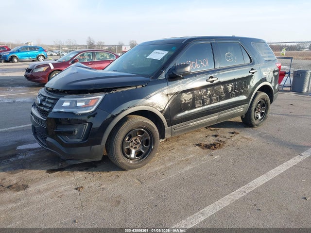1FM5K8AR2HGB64845 Ford Utility Police Interceptor