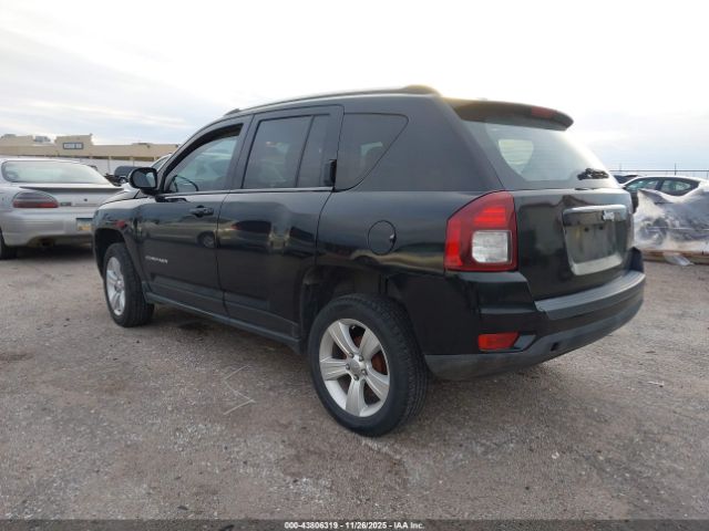 2014 JEEP COMPASS 1C4NJCBA5ED560073 Photo 2