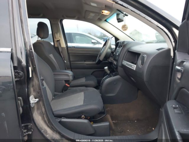 2014 JEEP COMPASS 1C4NJCBA5ED560073 Photo 4