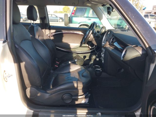 2008 MINI COOPER WMWMF33508TT62328 Photo 4