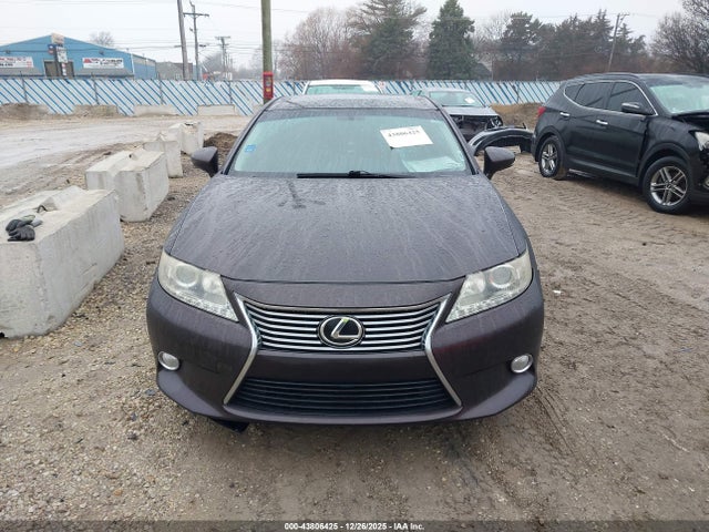 43806425 :رقم المزاد ، JTHBK1GG8D2083035 vin ، 2013 Lexus Es 350 مزاد بيع