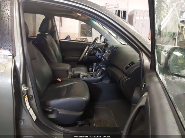 2013 TOYOTA HIGHLANDER 5TDBK3EH5DS240733 Photo 4