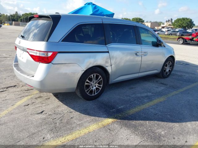 2011 HONDA ODYSSEY 5FNRL5H65BB028210 Photo 3