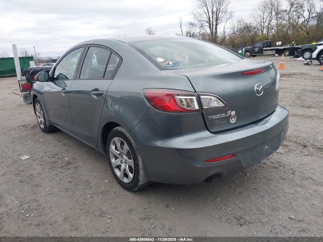 43806542 :رقم المزاد ، JM1BL1UF9C1559131 vin ، 2012 Mazda Mazda3 I Sport مزاد بيع