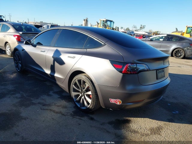 2019 TESLA MODEL 3 5YJ3E1EA7KF431977 Photo 2