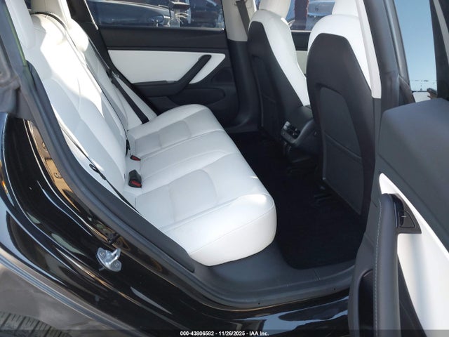 2019 TESLA MODEL 3 5YJ3E1EA7KF431977 Photo 7