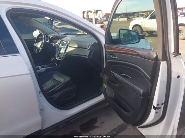 2014 CADILLAC SRX 3GYFNBE36ES685951 Photo 4