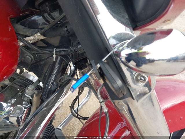 2021 HARLEY-DAVIDSON FLHX 1HD1KBC19MB603617 Photo 10