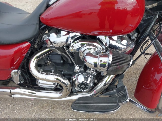 2021 HARLEY-DAVIDSON FLHX 1HD1KBC19MB603617 Photo 7