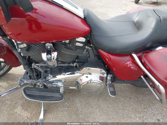 2021 HARLEY-DAVIDSON FLHX 1HD1KBC19MB603617 Photo 8