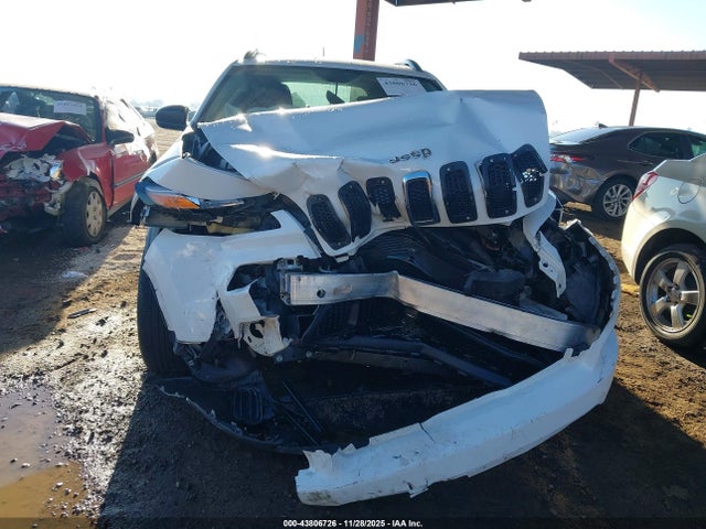 1C4PJLAB9GW347458 Jeep Cherokee Sport