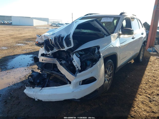 1C4PJLAB9GW347458 Jeep Cherokee Sport