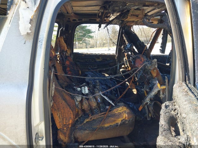 2005 CADILLAC ESCALADE ESV 3GYFK66N85G226388 Photo 7