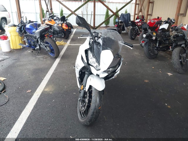 2020 KAWASAKI EX650 ML5EXEN18LDA19602 Photo 4