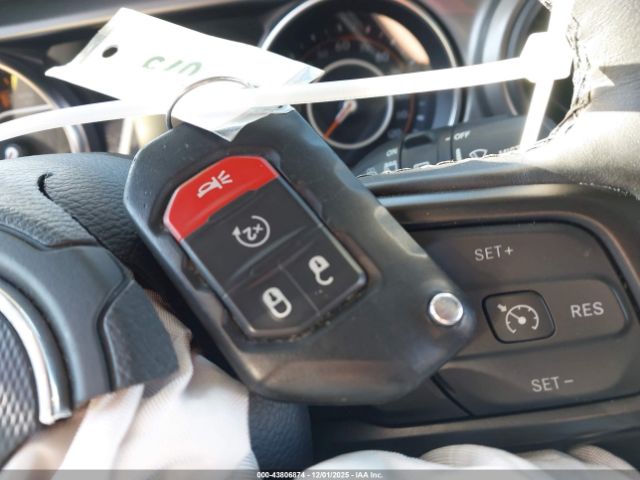 2022 JEEP WRANGLER UNLIMITED 1C4HJXDG5NW266621 Photo 10