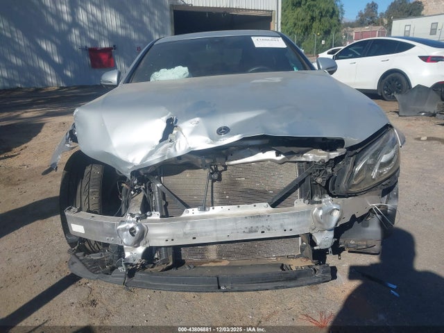 Mercedes-Benz E 300 2019 WDDZF4JB3KA656757 Image 12
