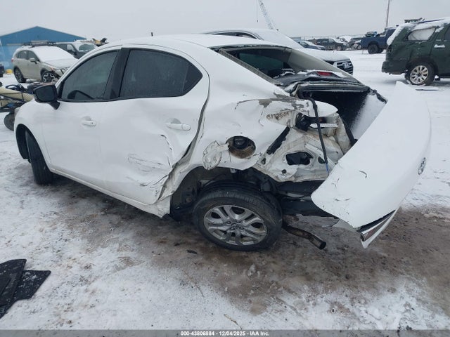 3MYDLBYV3JY326954 Toyota YARIS IA