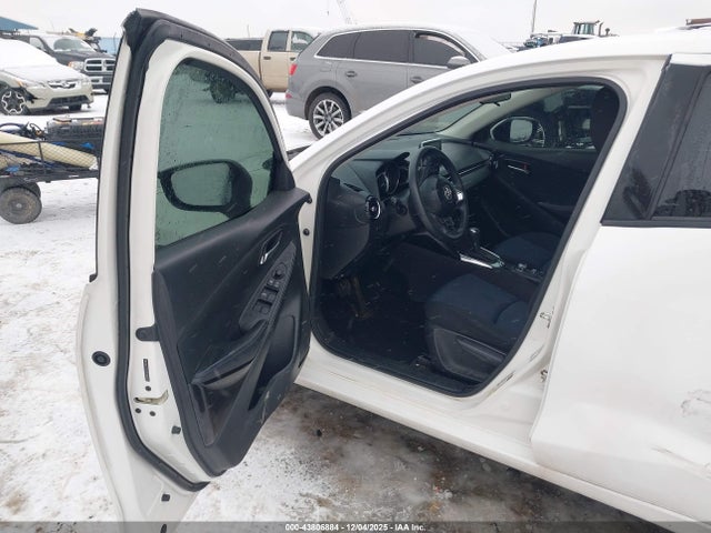 3MYDLBYV3JY326954 Toyota YARIS IA