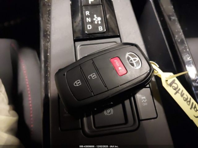 2024 TOYOTA PRIUS PRIME JTDACACUXR3031252 Photo 10