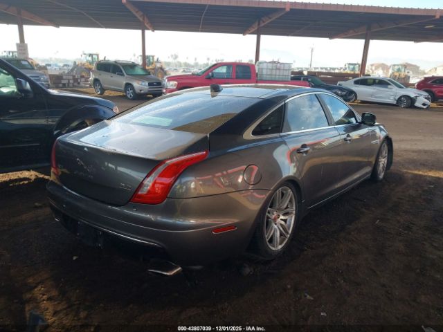 2017 JAGUAR XJ SAJWJ2GD0H8W07980 Photo 3