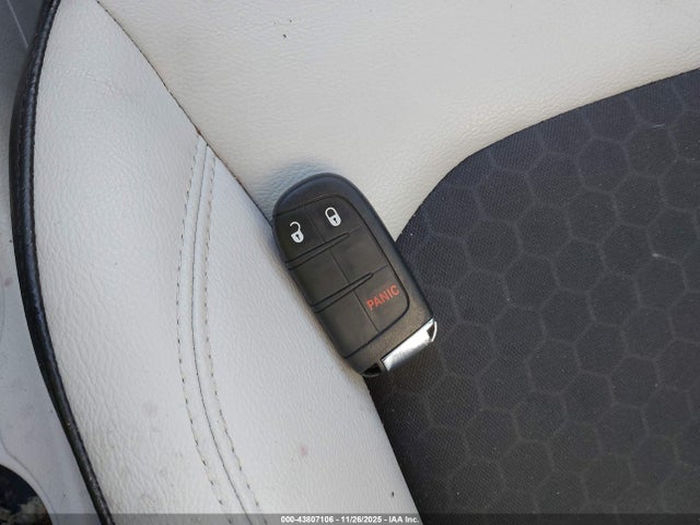3C4NJCBB5KT843670 Jeep Compass Sun And Wheel Fwd