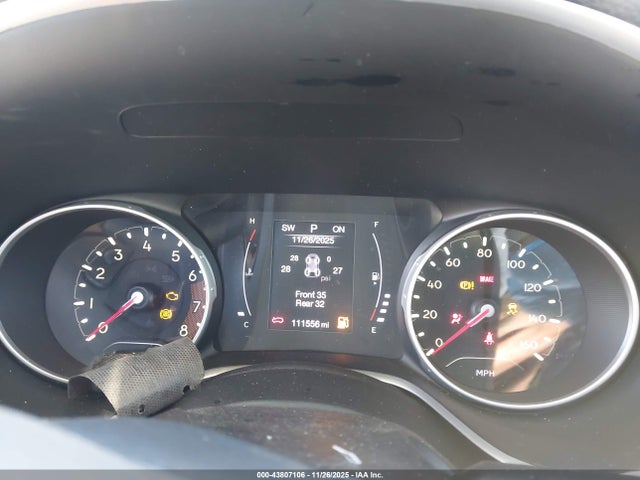 3C4NJCBB5KT843670 Jeep Compass Sun And Wheel Fwd