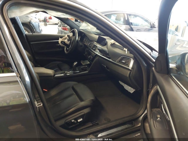 2017 BMW 330I WBA8D9G36HNU65633 Photo 4