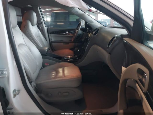 2017 BUICK ENCLAVE 5GAKRBKD1HJ175651 Photo 4