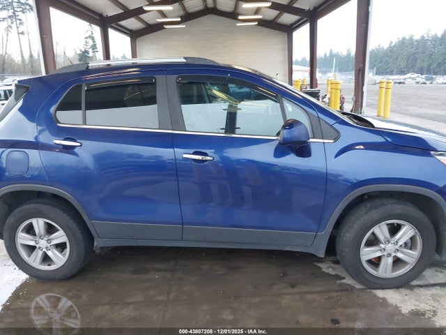 3GNCJPSB6HL156812 Chevrolet Trax Lt