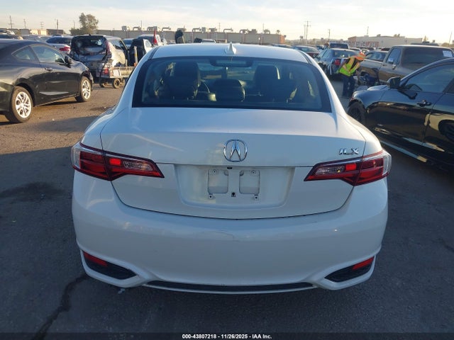 Acura Ilx Acurawatch Plus Package 2018 19UDE2F35JA008902 Image 16