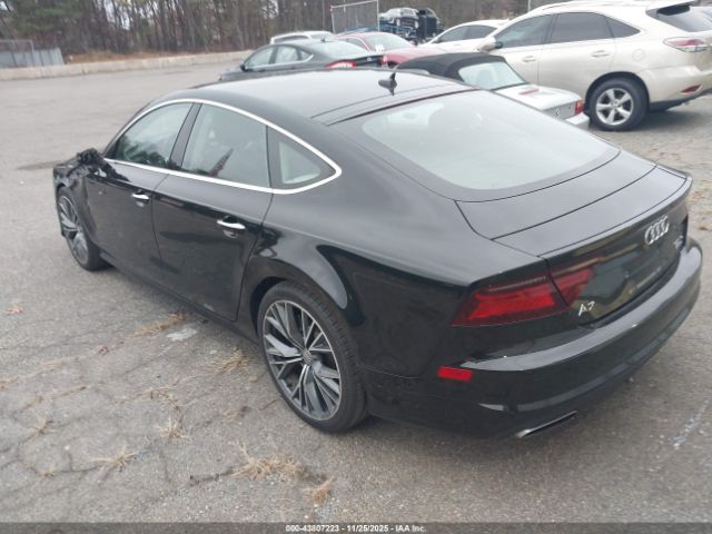 2016 AUDI A7 WAU2GAFC9GN020365 Photo 2