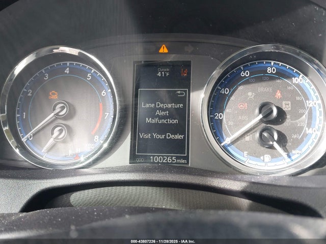 2019 TOYOTA COROLLA 2T1BURHE5KC210345 Photo 6