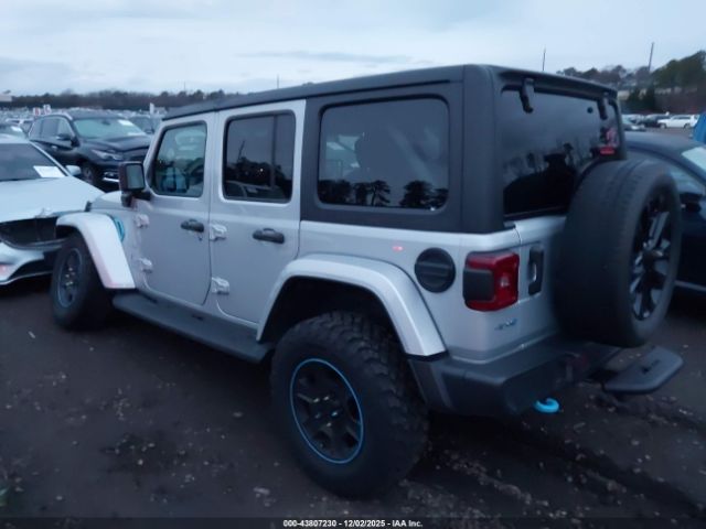 2022 JEEP WRANGLER 4XE 1C4JJXP6XNW228399 Photo 2