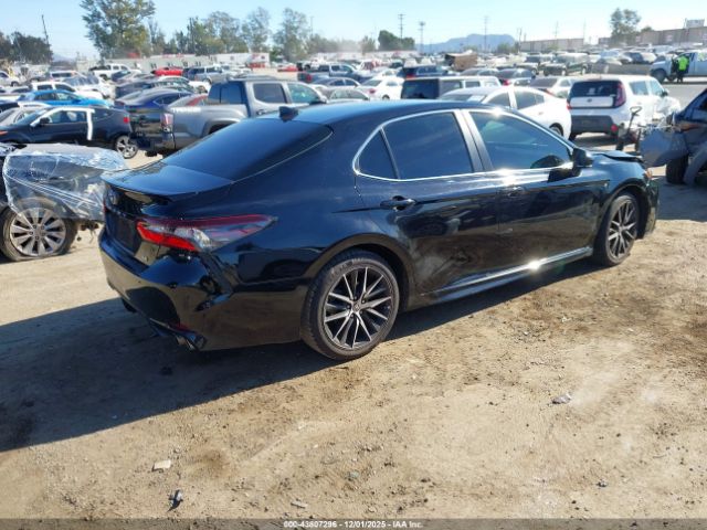 2022 TOYOTA CAMRY 4T1G11AK9NU670952 Photo 3