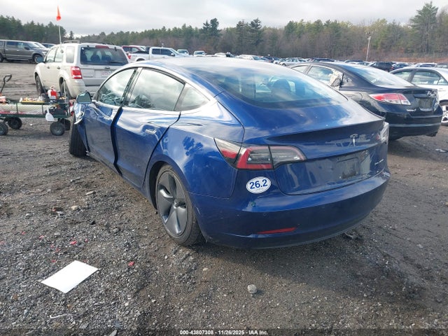 2018 TESLA MODEL 3 5YJ3E1EB5JF064438 Photo 2